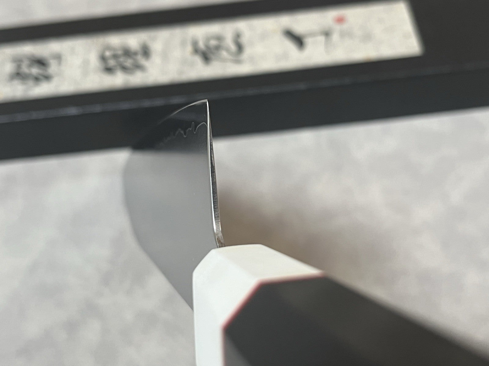 Professional 7" Santoku Knife - 9Cr18MoV Steel Japanese Chef Knife, G10 Handle