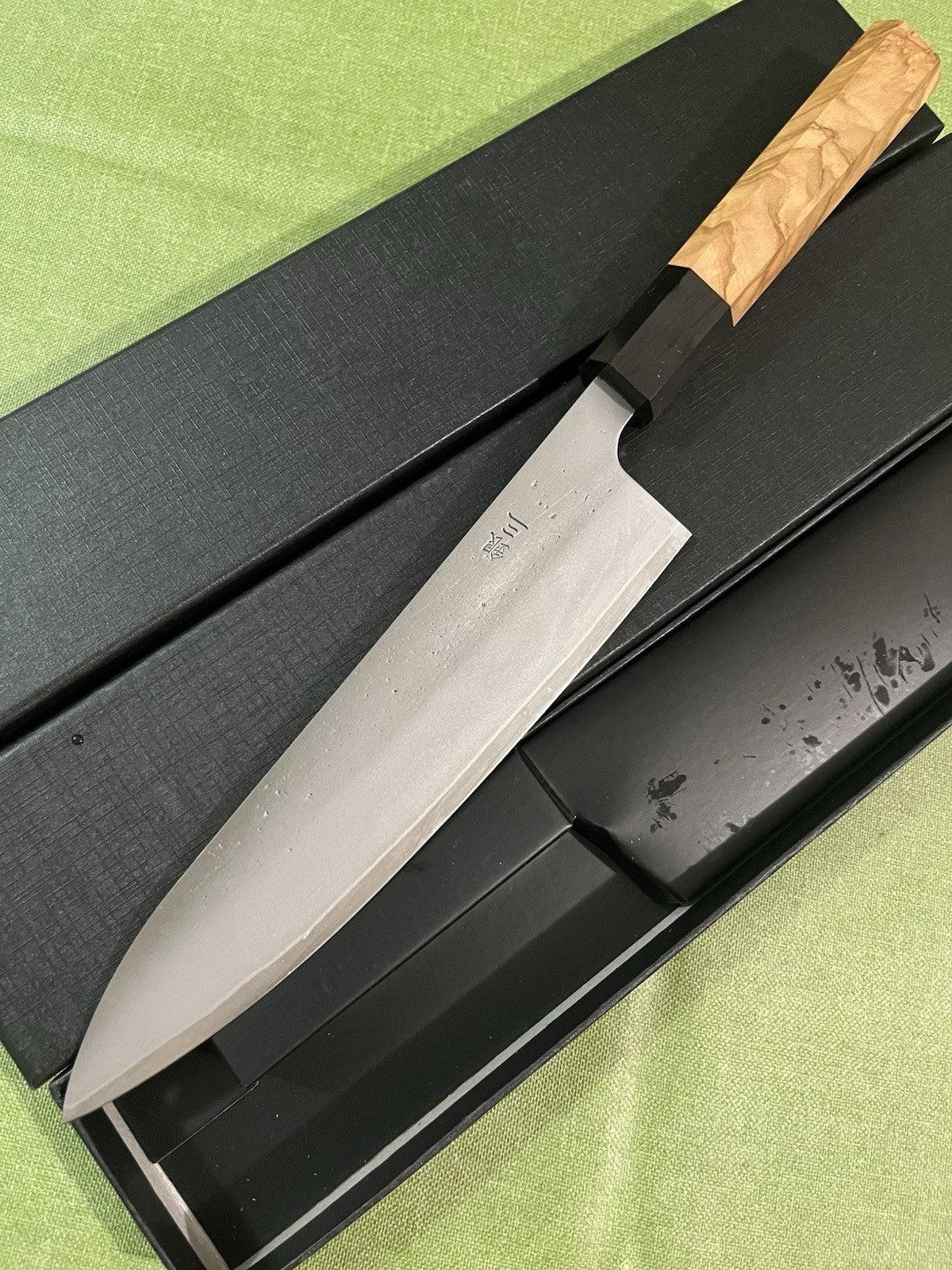 210mm 8" Gyuto Chef Knife Stainless Steel Nashiji Olive Wood Octagonal w/ Saya