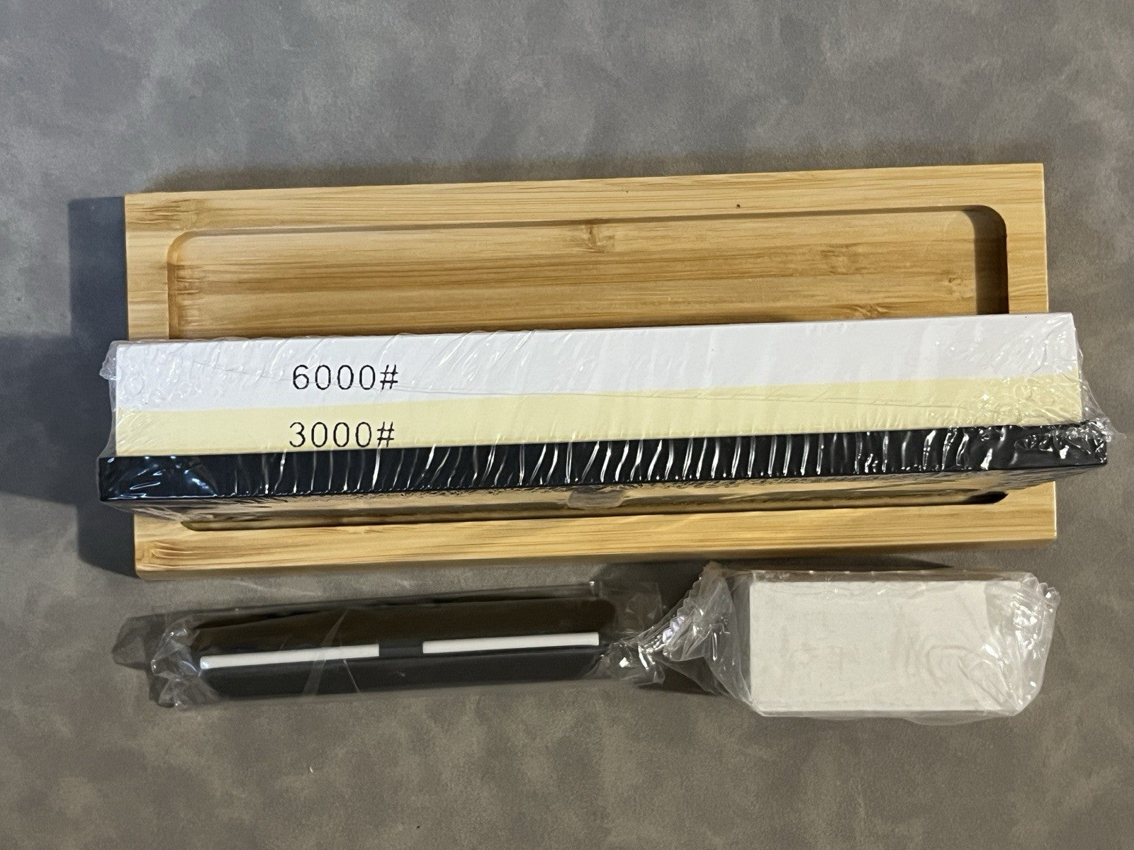 Whetstone 3000/6000 Knife Sharpening Stone Splash & Go Finishing Kit Bamboo Base