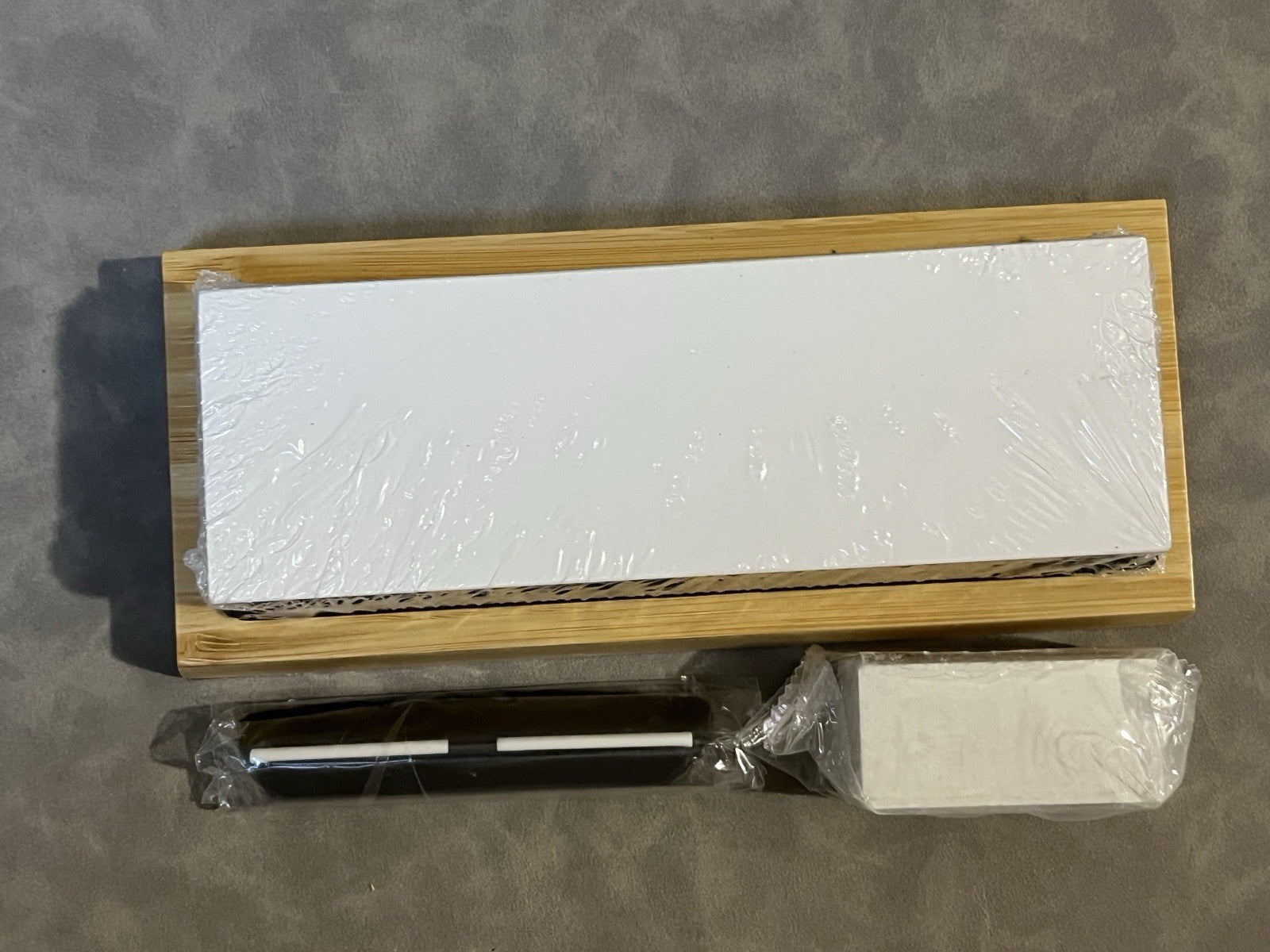 Whetstone 3000/6000 Knife Sharpening Stone Splash & Go Finishing Kit Bamboo Base