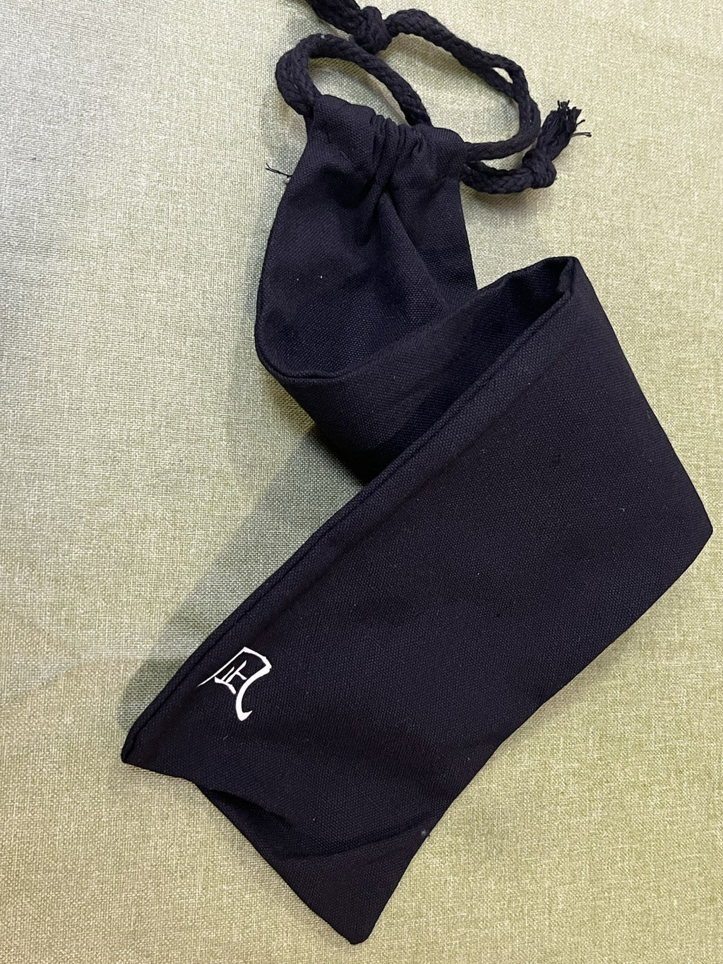 18" Black Canvas Drawstring Pouch Sheath - Japanese Character '凪'